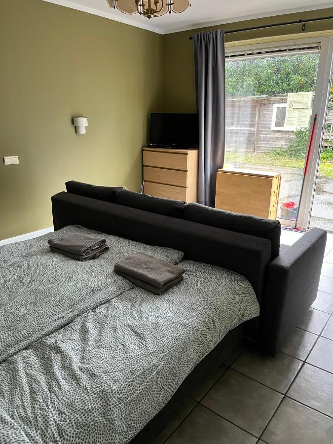 Hotel Logies Waasland Sint-Niklaas Esterno foto